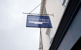 Higgihaus Cabot Mews #36 Fantastic Central Location